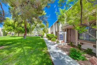 Photo #2: 2527227 Listing