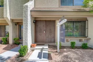 Photo #3: 2527227 Listing