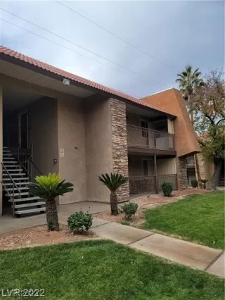 Photo #1: 2527239 Listing 