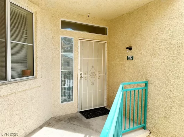 MLS: 2527272 Condo For Sale