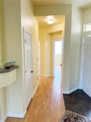 Photo #5: 2527272 Listing 