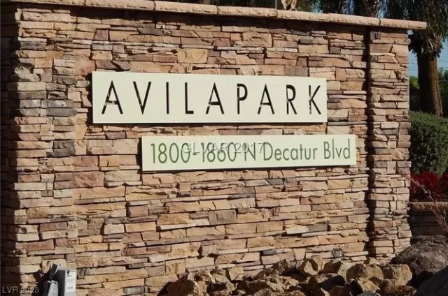 MLS: 2527280 Condo For Sale