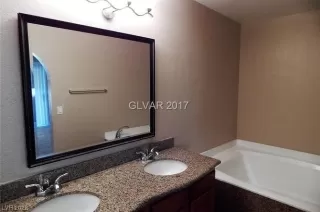 Photo #1: 2527280 Listing 