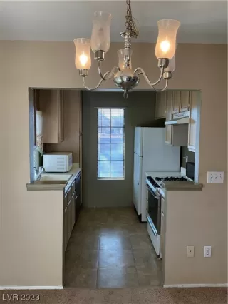 Photo #5: 2527283 Listing 