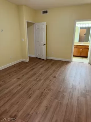 Photo #1: 2527331 Listing 