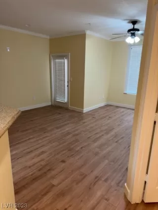 Photo #2: 2527331 Listing 