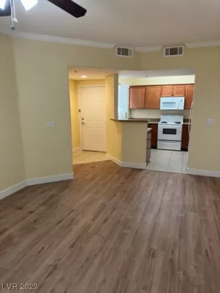 Photo #4: 2527331 Listing 