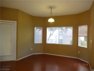 Photo #3: 2527335 Listing 