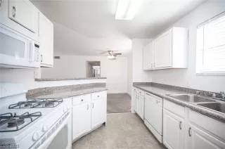 Photo #2: 2527340 Listing 