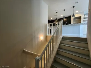 Photo #2: 2527354 Listing 