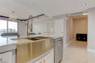 Photo #1: 2527361 Listing