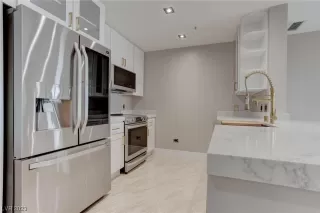 Photo #2: 2527361 Listing