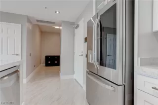 Photo #3: 2527361 Listing