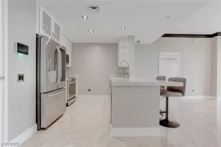 Photo #4: 2527361 Listing