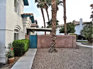 Photo #3: 2527364 Listing