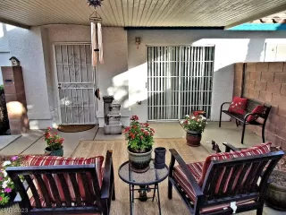 Photo #5: 2527364 Listing