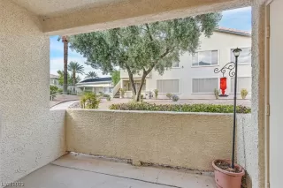 Photo #4: 2527373 Listing