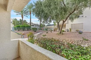 Photo #5: 2527373 Listing