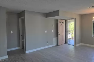 Photo #5: 2527391 Listing 