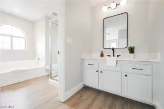 Photo #4: 2527407 Listing 