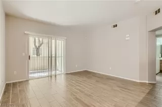 Photo #1: 2527412 Listing 