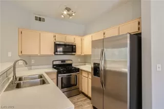 Photo #4: 2527412 Listing 