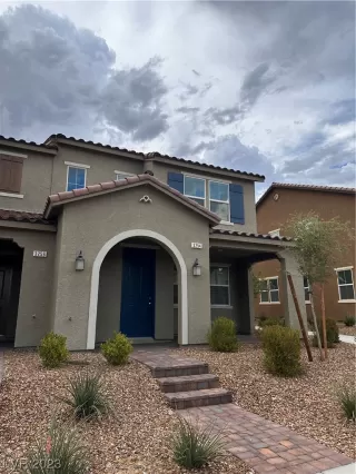 Photo #1: 2527415 Listing 