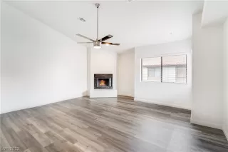 Photo #3: 2527468 Listing