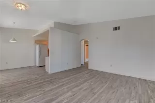 Photo #1: 2527473 Listing 