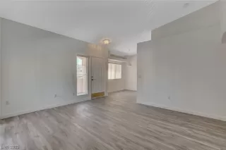 Photo #2: 2527473 Listing 