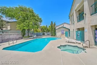 Photo #1: 2527478 Listing 