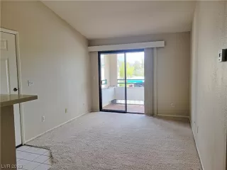 Photo #2: 2527478 Listing 
