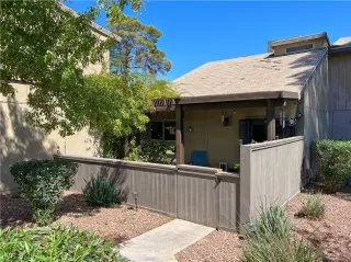 Photo #1: 2527545 Listing