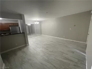 Photo #2: 2527574 Listing 