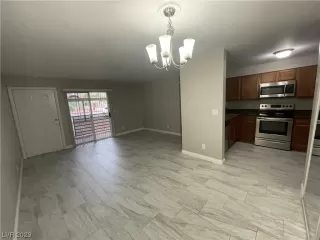 Photo #3: 2527574 Listing 