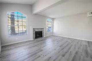 Photo #2: 2527589 Listing 