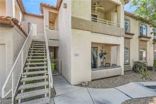 Photo #4: 2527609 Listing