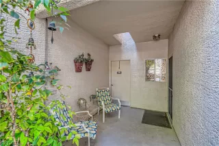 Photo #5: 2527609 Listing