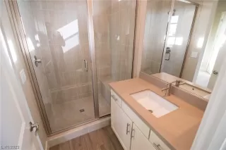 Photo #5: 2527630 Listing 