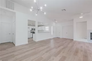 Photo #3: 2527632 Listing 