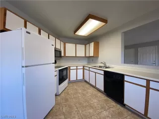 Photo #4: 2527637 Listing 