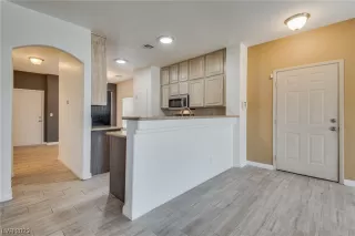 Photo #4: 2527680 Listing 