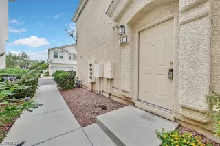 Photo #1: 2527690 Listing