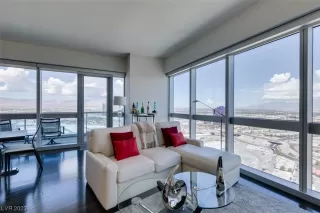 Photo #2: 2527698 Listing 