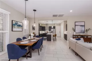 Photo #4: 2527700 Listing 