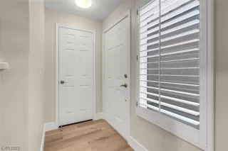 Photo #5: 2527721 Listing