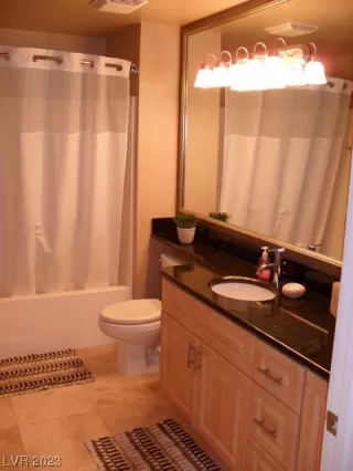 Photo #5: 2527726 Listing