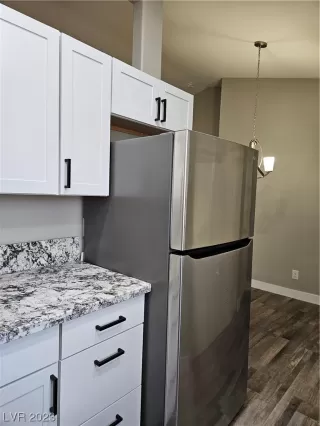 Photo #2: 2527744 Listing 