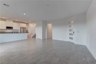 Photo #3: 2527772 Listing 