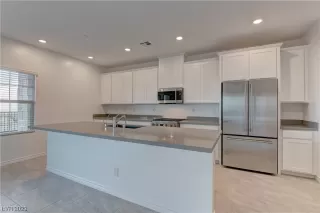 Photo #5: 2527772 Listing 